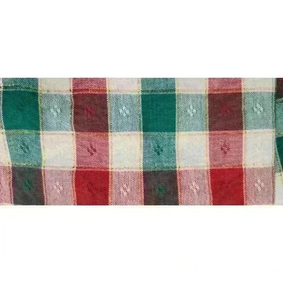 Set of 4- Christmas Plaid napkins - Picture 3 of 3